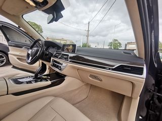 Bmw 730 2016 DIESEL Long auto 265 4d roof-thumb-47