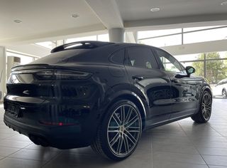 Porsche Cayenne 2021 Coupe PLUG-IN HYBRID 462hp