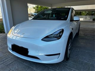 Tesla Model Y '22