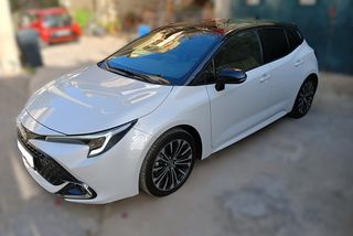 Toyota Corolla '24 1.8 Hybrid BLACK EDITION