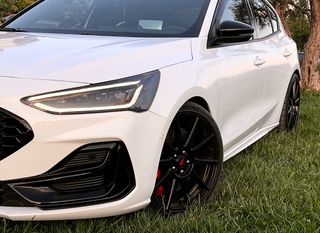 Ford Focus 2023 ST TRACK-PACK-thumb-13