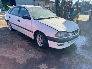 TOYOTA AVENSIS -thumb-1