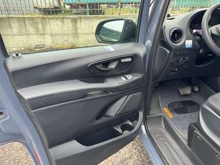 Mercedes-Benz Vito 2020-thumb-11