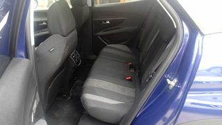 Peugeot 3008 2020-thumb-2
