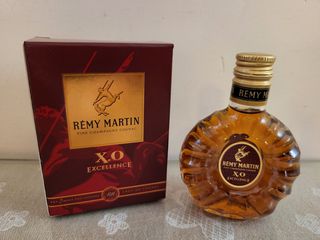 Σπανια μινιατουρα κονιακ Remy Martin XO Excellence. Cognac miniature.