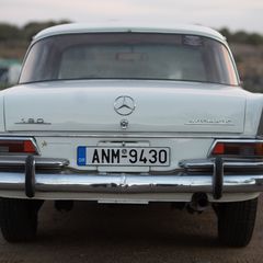 Mercedes-Benz 190 1965-thumb-1