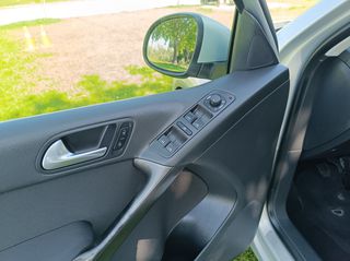 Volkswagen Tiguan 2009 Full Extra-thumb-35