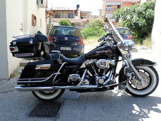 Harley Davidson ROAD KING '04 road king special!!