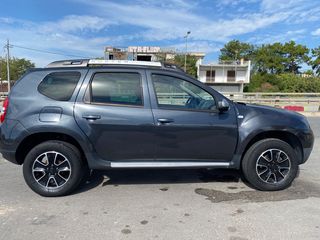 Dacia Duster 2016 DIESEL*PRESTIGE*6speed*NAVI-thumb-5