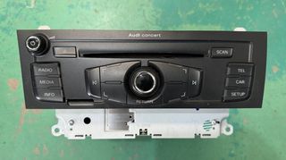 CD  8T1035186C AUDI A4 2012