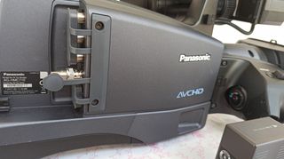 Panasonic AG-HMC71E-thumb-6
