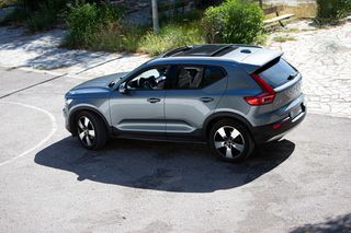 Volvo XC40 '18  D3 Momentum AWD Panorama A/T8