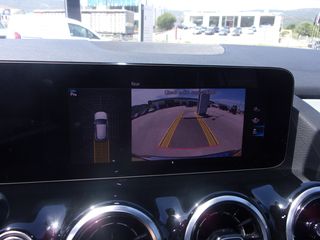 Mercedes-Benz GLA 250 2023-thumb-11