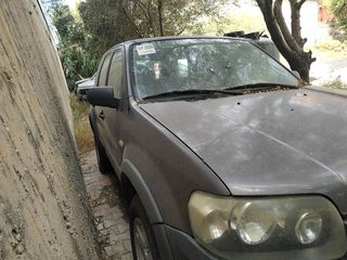 FORD MAVERICK-thumb-4