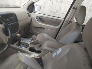 FORD MAVERICK-thumb-10