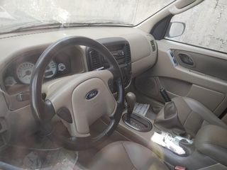 FORD MAVERICK-thumb-11
