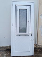 Πόρτα αλουμινίου με παράθυρο 