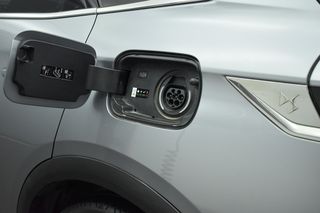 DS DS7 2020 1.6 E-TENSE 4x4 So Chic 225hp Ελληνικο-thumb-13
