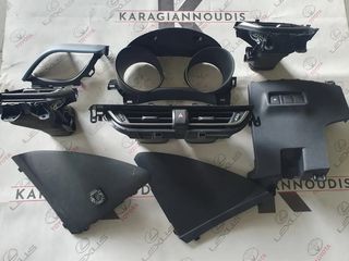 Toyota C-HR 2017-2020 πλαστικά και αεραγωγοί ταμπλού
