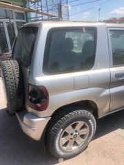MITSUBISHI PAJERO-thumb-3