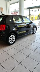 Volkswagen Polo 2011-thumb-4