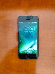 Apple iPhone 5 [16GB] (Space Gray)