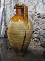 ΠΙΘΑΡΙ ΠΗΛΙΝΟ ΛΑΔΙΟΥ ΜΕ ΒΡΥΣΑΚΙ ΕΚΡΟΗΣ ΤΟΥ ΛΑΔΙΟΥ-ΜΟΝΑΔΙΚΗ ΑΝΤΙΚΑ