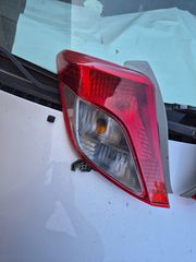 Toyota Yaris -thumb-5