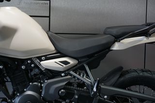Royal Enfield Himalayan 2024 450-thumb-9