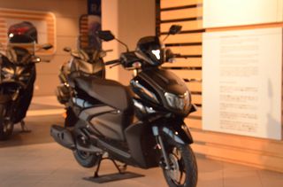 Yamaha 2026 RayZR-thumb-1