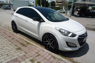 Hyundai i 30 2014 1.4CRDi Style-thumb-4