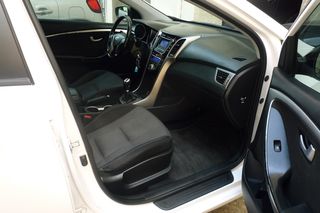 Hyundai i 30 2014 1.4CRDi Style-thumb-10