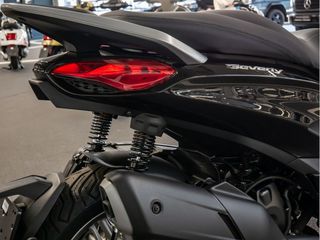 Piaggio Beverly 310 2026 4 ΕΤΗ ΕΓΓΥΗΣΗ ΔΩΡΕΑΝ-thumb-3