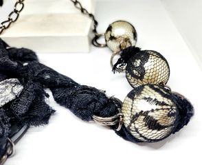 Μοναδικό κολιέ χειροποίητο σε μαύρους τόνους με χάντρες και ζιργκόν πέτρες Α9536 ΤΙΜΗ 85 ΕΥΡΩ-thumb-2