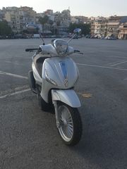 Piaggio Beverly 300i '18 Beverly 300 ABS ASR