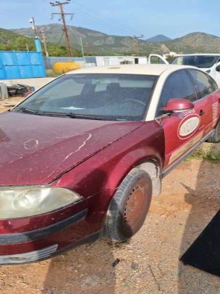 ΧΕΡΟΥΛΙ ΕΣΩ. ΠΙΣΩ ΔΕΞΙ PASSAT 00-05