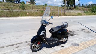 Piaggio GTS 300 '11