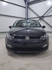 Volkswagen Polo 2016-thumb-1