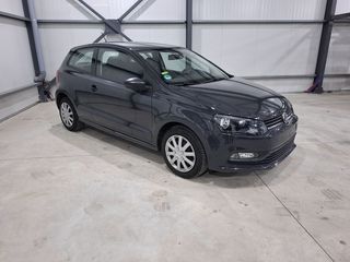 Volkswagen Polo 2016-thumb-3
