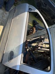 Opel Corsa c πόρτα μπροστά οδηγού τρίθυρο