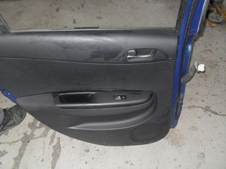 HYUNDAI i20 2011-thumb-7