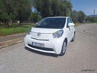 Toyota iQ '09