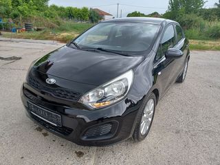 Kia Rio '12 edision 7    6speed