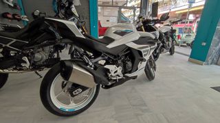 CFmoto 450 SR 2026-thumb-4