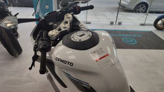 CFmoto 450 SR 2026-thumb-7