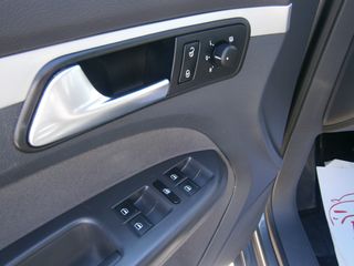 Volkswagen Touran 2013 1.6 TDI BMT /7θεσιο/NAVI/CRUISE-thumb-16