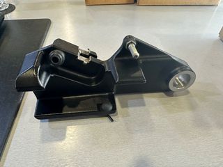 Βάση δαγκάνας πίσω HARLEY-DAVIDSON 42835-08