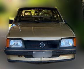 Opel Ascona '83