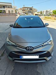 Toyota Avensis '17  1.8 Valvematic Multidrive S