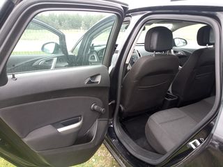 Opel Astra 2012  1.3 CDTI ecoFlex Edition-thumb-27